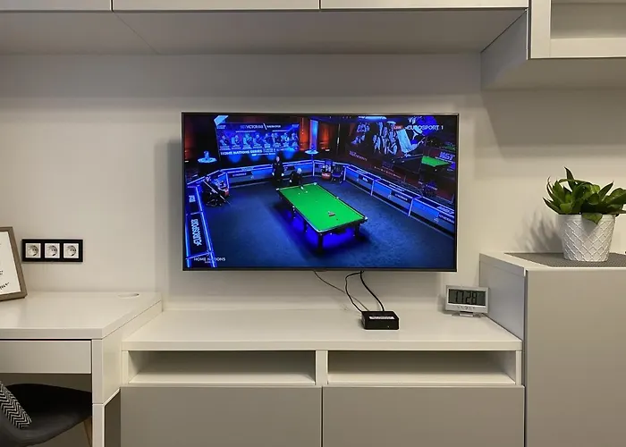 Modern & Homely - Free Parking - Netflix 考纳斯