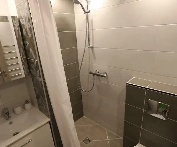 Modern & Homely - Free Parking - Netflix Apartamento *